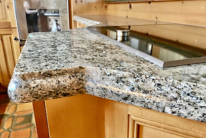 Chalet im alpinen Stil an der Skipiste