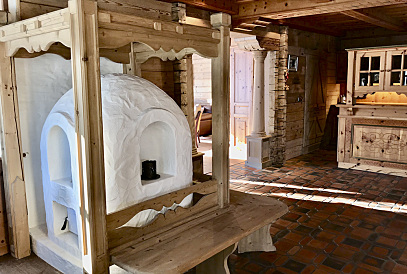 Chalet im alpinen Stil an der Skipiste