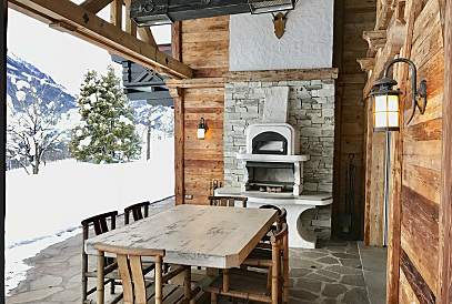 Chalet im alpinen Stil an der Skipiste