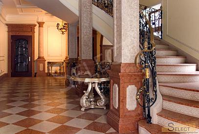 Luxurious palace in classical style with a lake